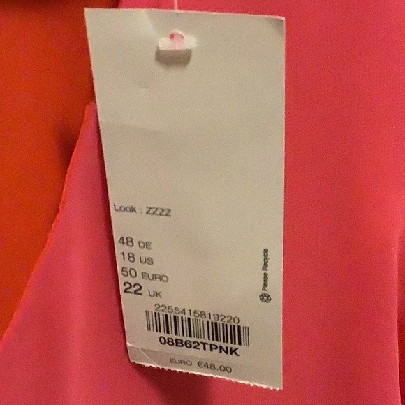 BNWT layered chiffon top, two sheer tone sheer layers, lined, asymmetrical hem - Picture 8 of 8